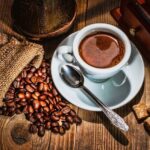 Caffeine trong cà phê có tác dụng trong bao lâu tùy thuộc vào nhiều yếu tố khác nhau